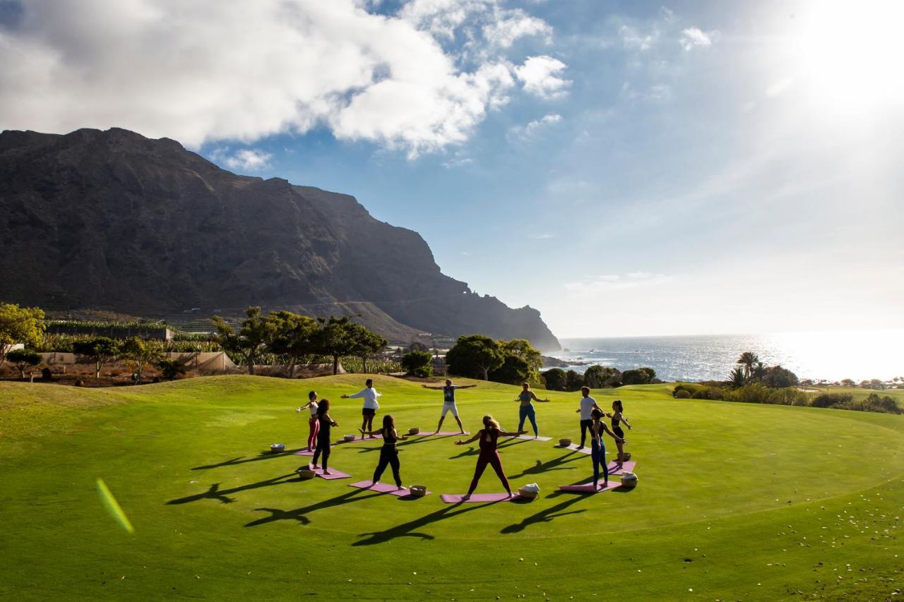 Hotel Hacienda Del Conde Melia Collection Golf & Spa - Adults Only Буенавіста-дель-Норте Екстер'єр фото A yoga class at the Four Seasons Resort Maui
