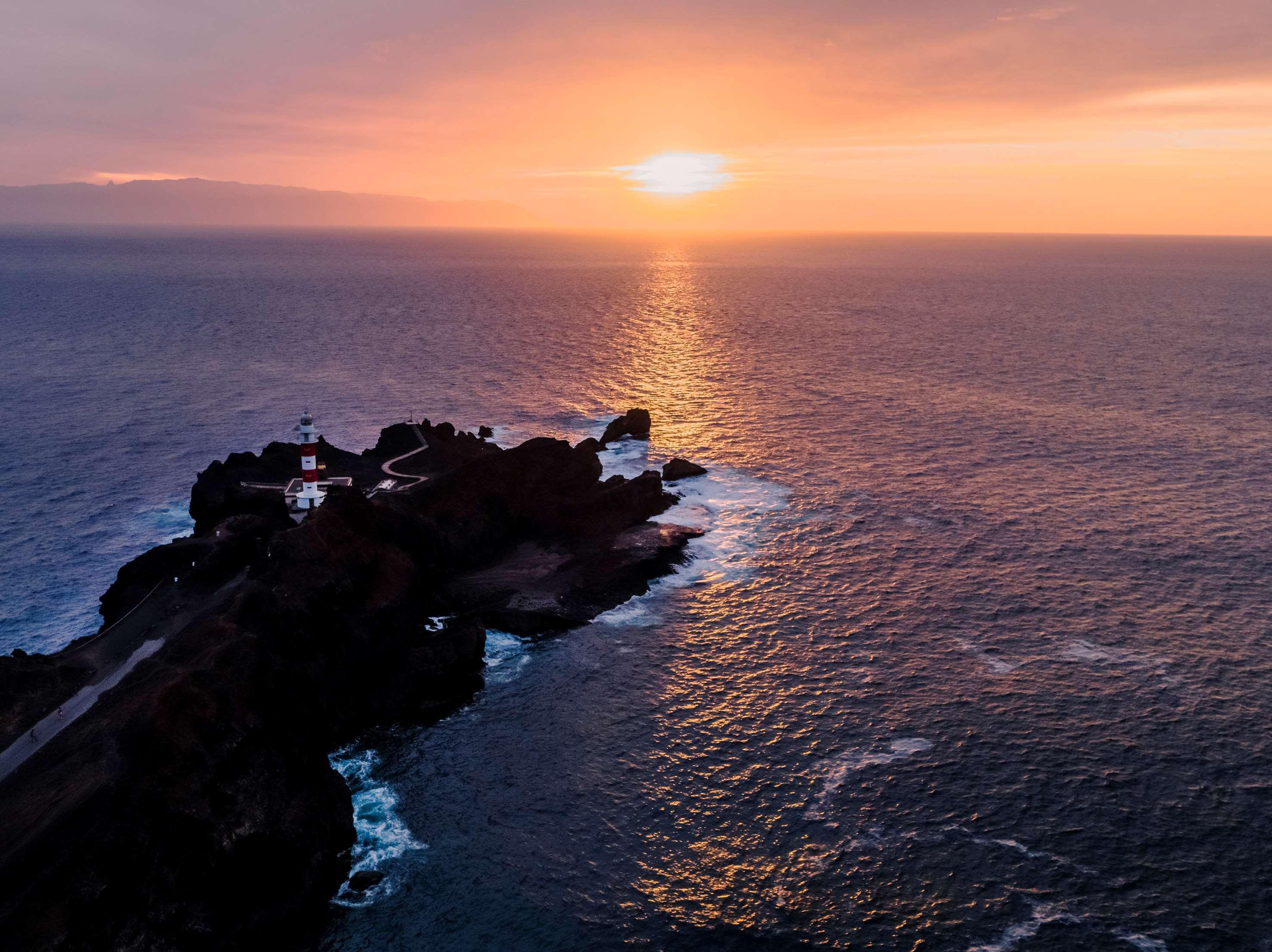 Hotel Hacienda Del Conde Melia Collection Golf & Spa - Adults Only Буенавіста-дель-Норте Екстер'єр фото Sunset at the lighthouse