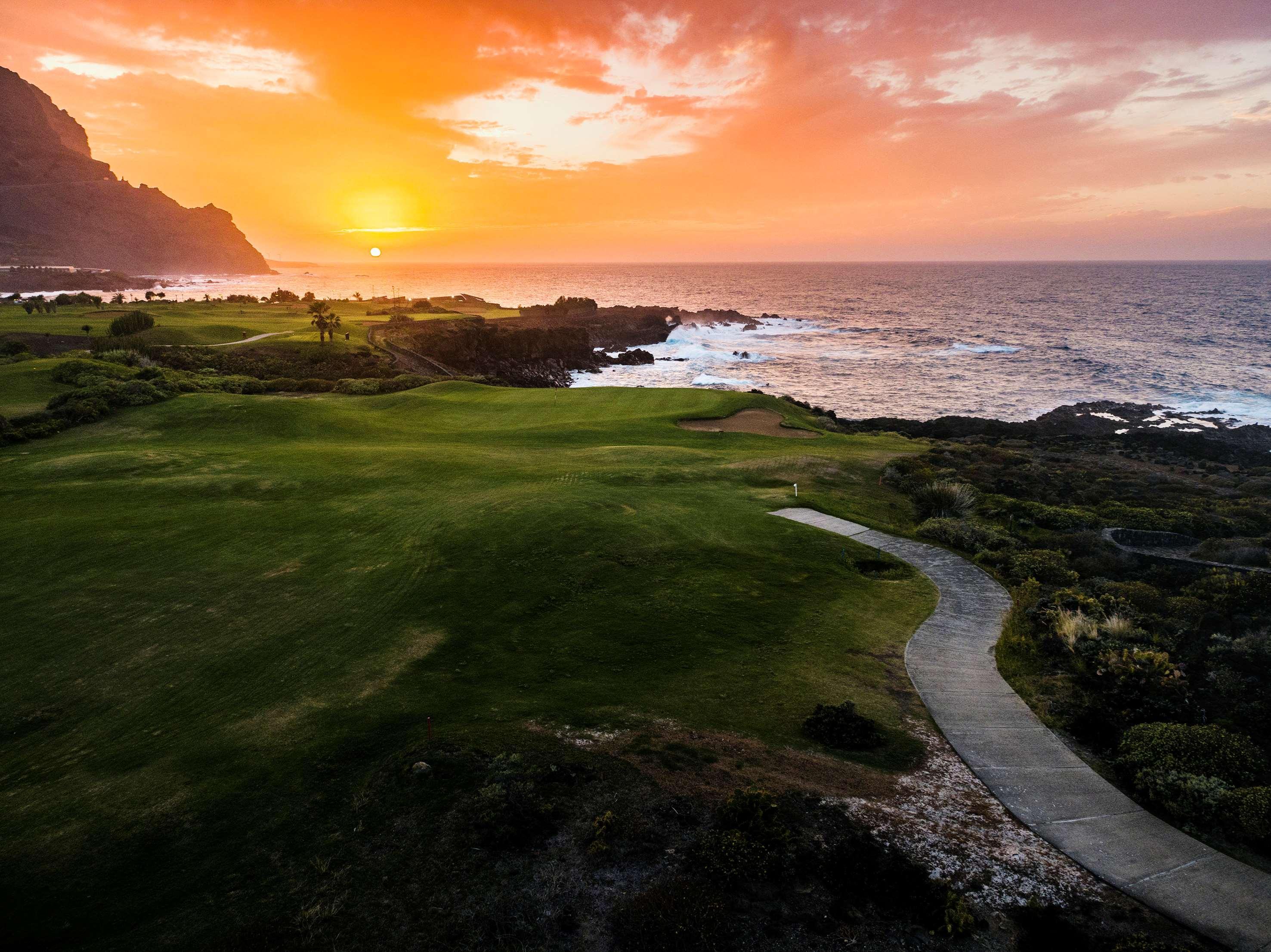 Hotel Hacienda Del Conde Melia Collection Golf & Spa - Adults Only Буенавіста-дель-Норте Екстер'єр фото Sunset at the 18th hole