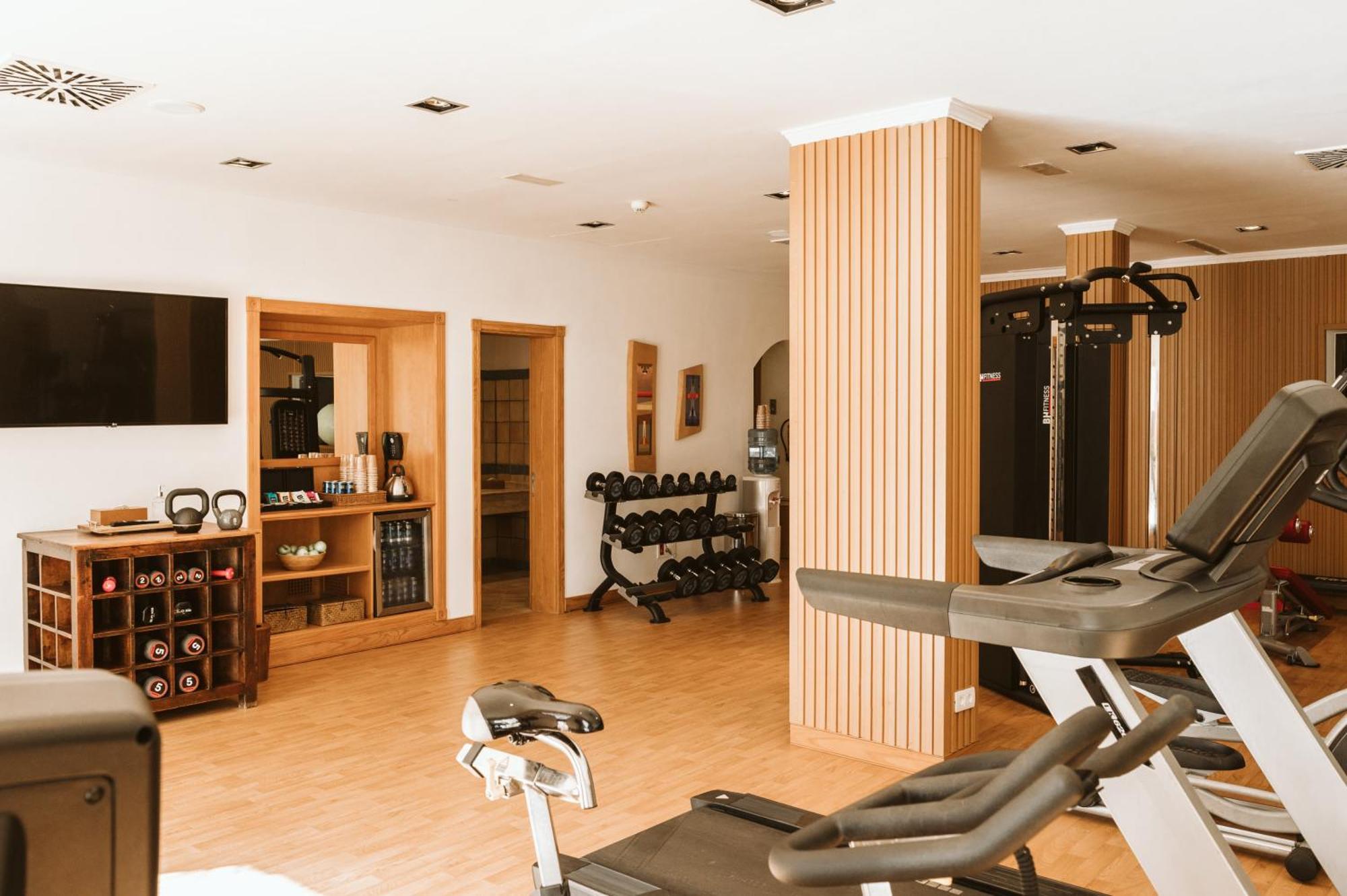 Hotel Hacienda Del Conde Melia Collection Golf & Spa - Adults Only Буенавіста-дель-Норте Екстер'єр фото The gym at the hotel